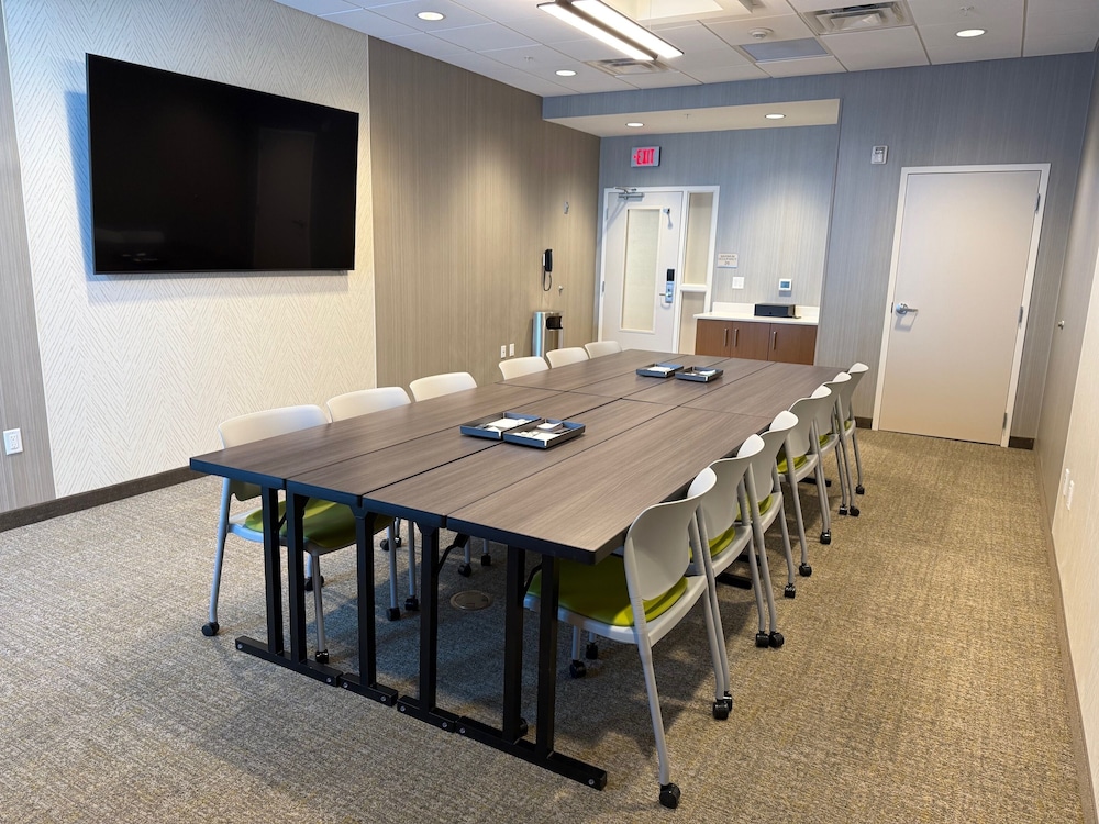 SpringHill Suites by Marriott Fargo - photo 42