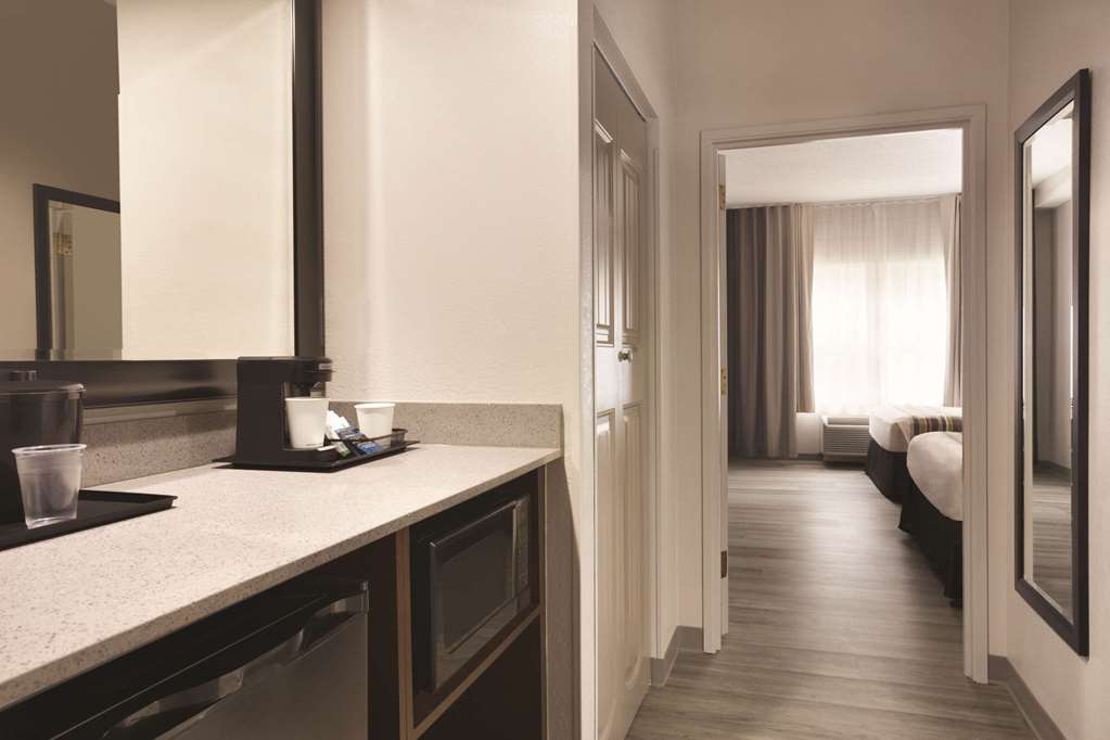 Country Inn & Suites by Radisson Chattanooga Lookout Mountain - photo 9