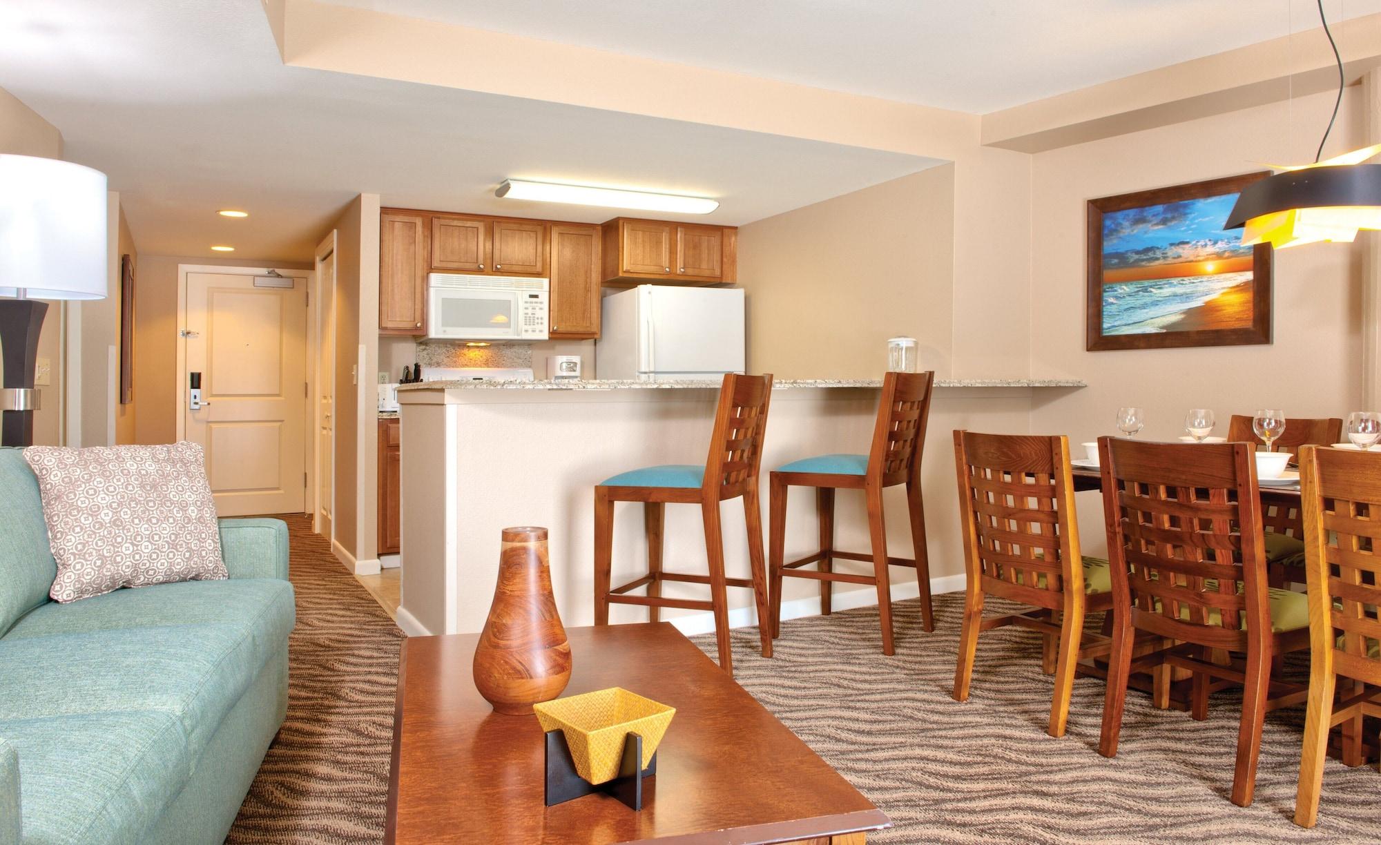 Club Wyndham at Waikiki Beach Walk - photo 15