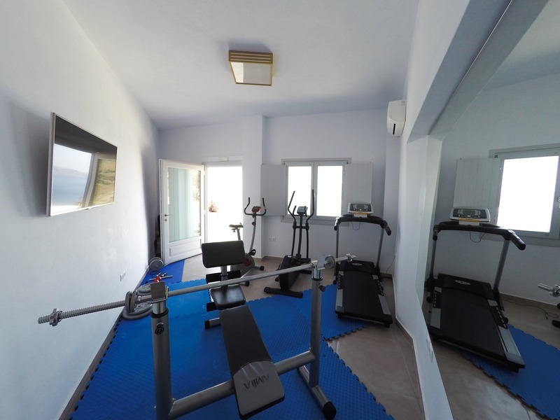 Athina Luxury Suites