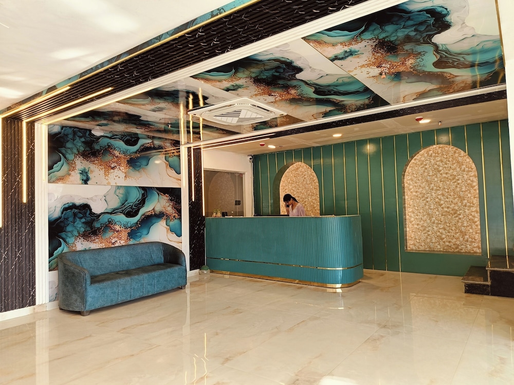 Celestial Inn in Allahabad, India