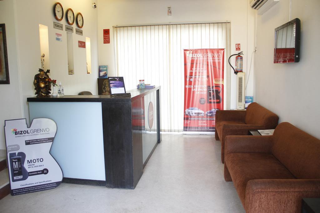OYO Premium Cyber Park - last minute hotel in Gurgaon