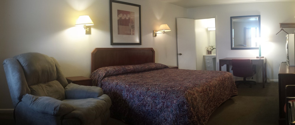 West Plains Motel - photo 6