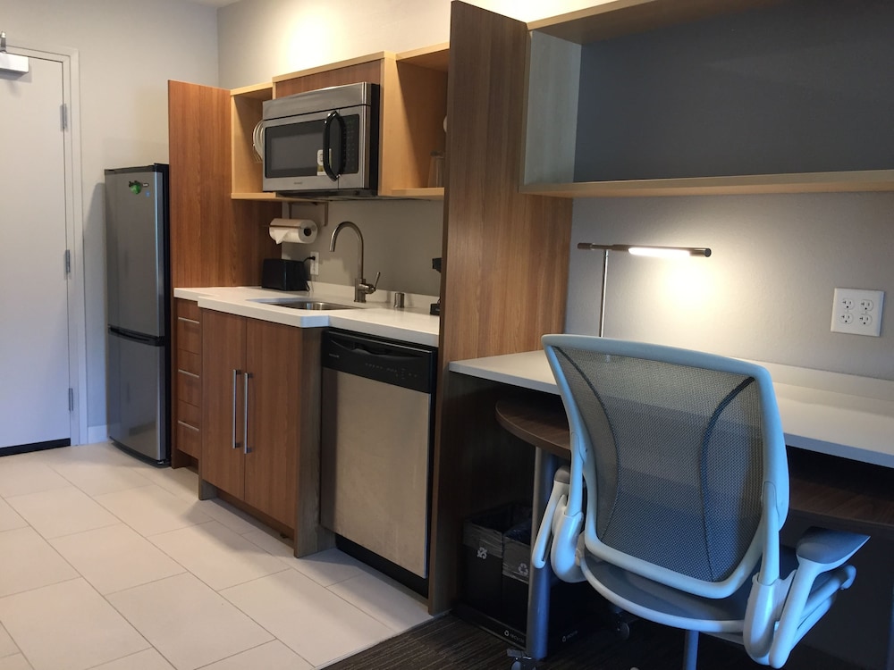 Home2Suites by Hilton Dupont WA - photo 18