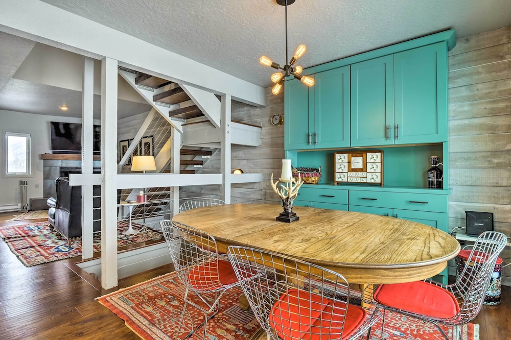 Mtn view Cabin: 3 Mi to Vail Ski Resort - photo 4