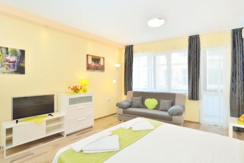 Central studio 1 — 4-Star Luxury Hotel in Burgas, Bulgaria