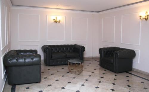 Parilament on Rustaveli 4 rooms