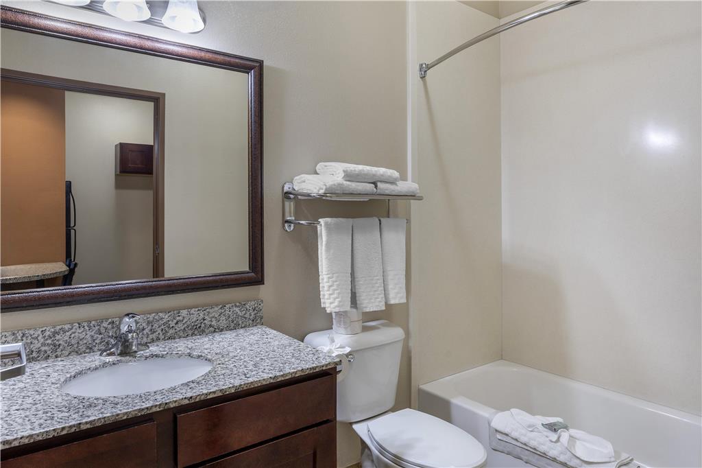 Best Western North Edge Inn - photo 28