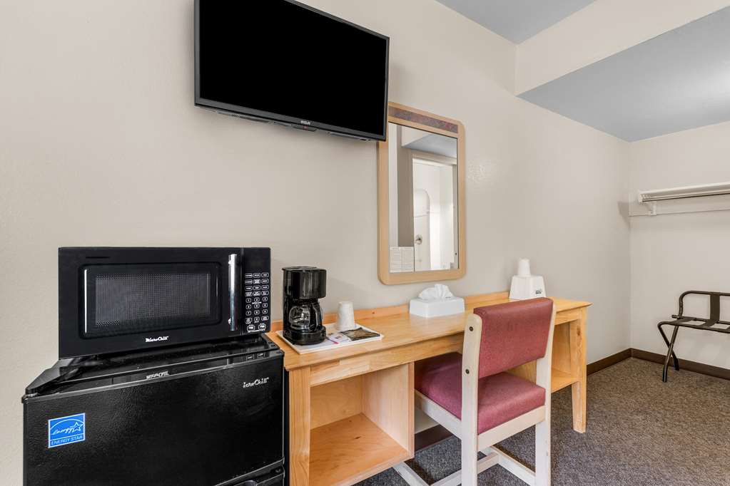 Americas Best Value Inn Lake City - photo 19