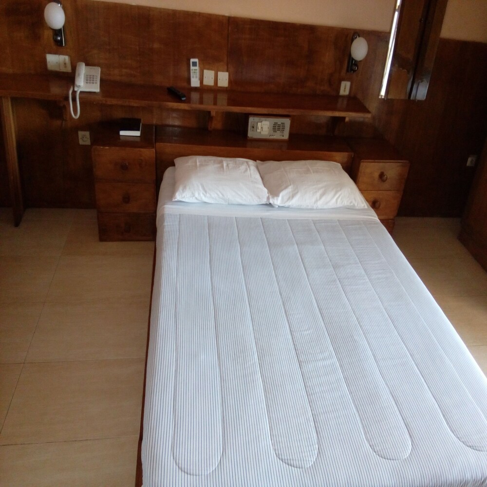 Hotel du Centre — Bouake — photo 5