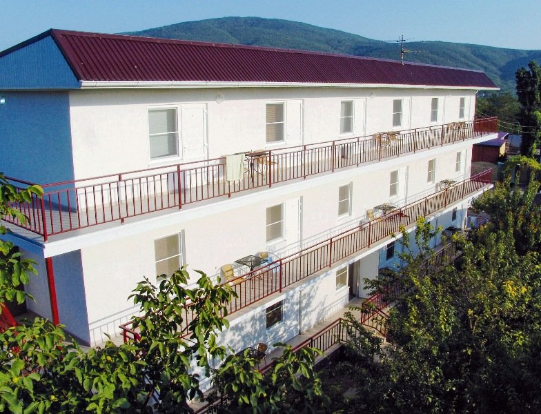 Parus - carbon neutral hotel in Kabardinka