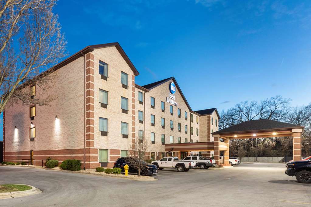 Best Western Inn & Suites Midway Airport - photo 28