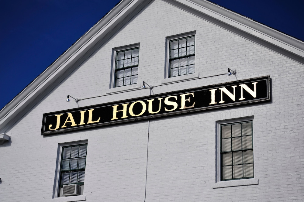 Jailhouse Inn - photo 40