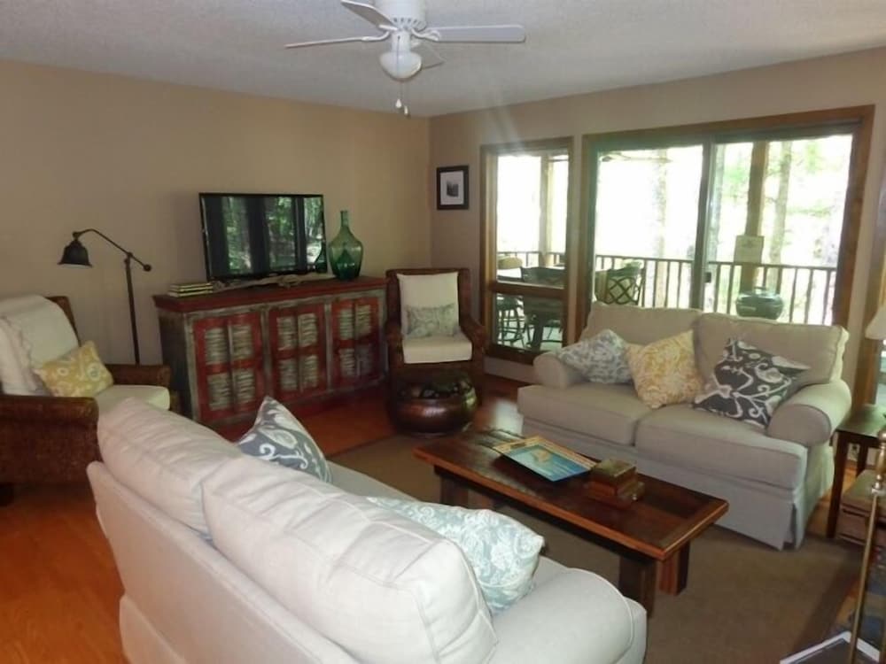 Mountain Harbor Resort and Spa - photo 49