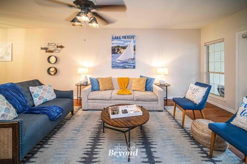 Meet Me At The Lake — Lago Vista — photo 4