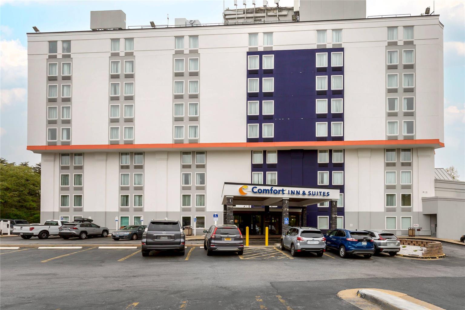 Comfort Inn & Suites Alexandria West - photo 4