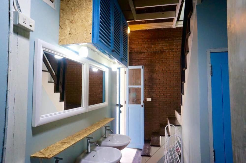 Baan Bangkok Backpackers Hostel