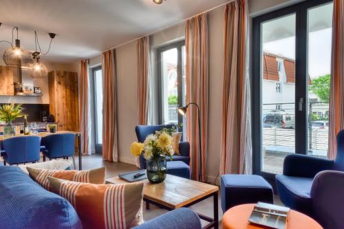 Ferienwohnung Heimathafen Villa Martha Binz — 4-Star Luxury Hotel in Ostseebad Binz, Germany