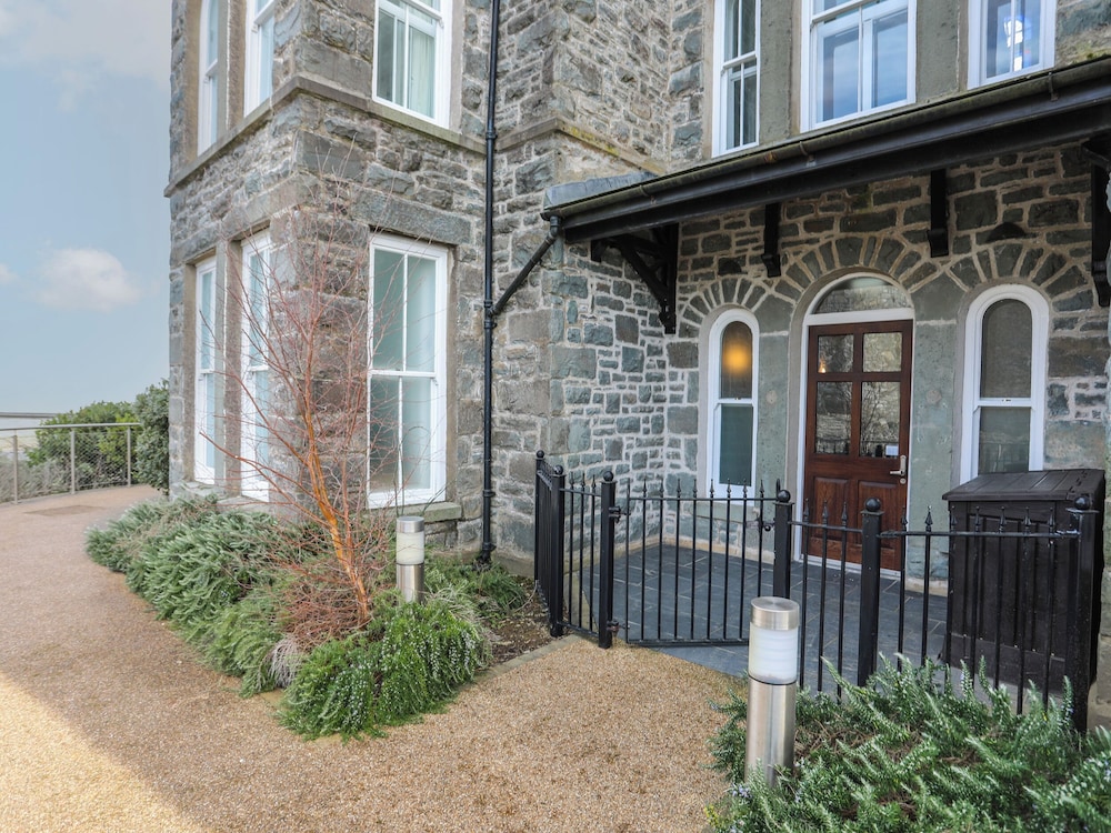 Harlech Apartments Bendigeidfran — 4-Star Luxury Hotel in Harlech, United Kingdom