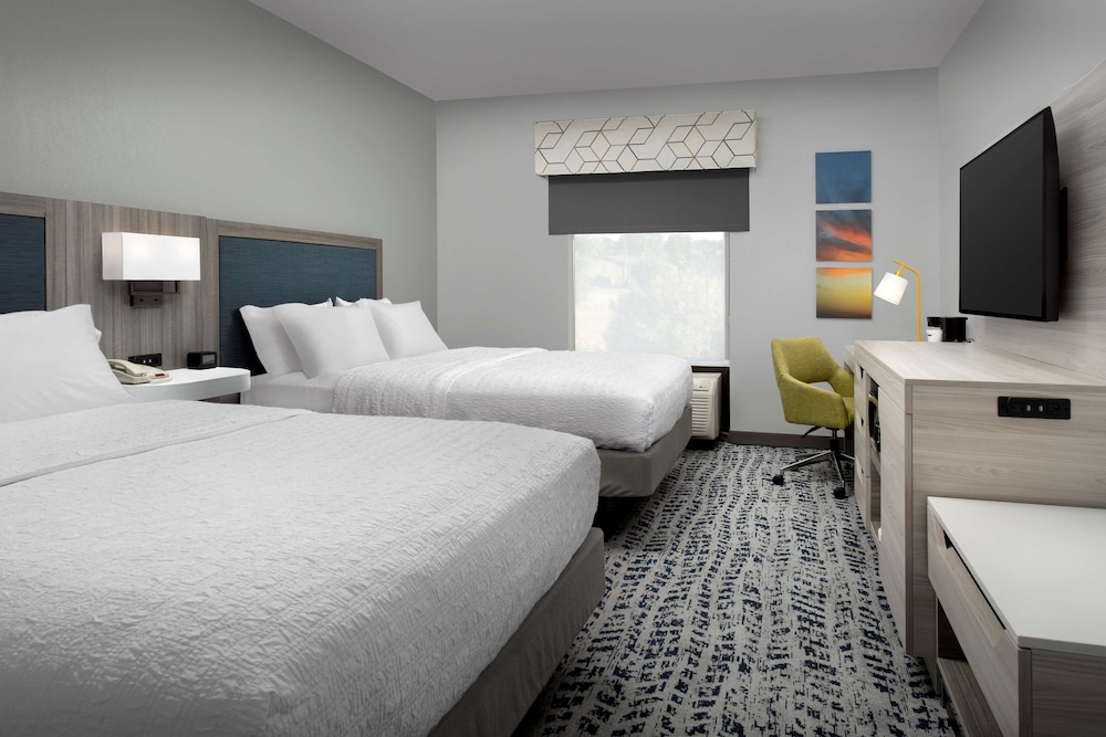 Hampton Inn Duncan - photo 14