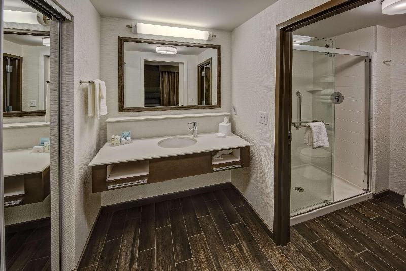 Hampton Inn & Suites Memphis Germantown - photo 18