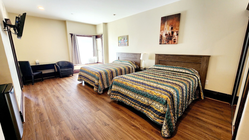 Santa Paula Inn - photo 12