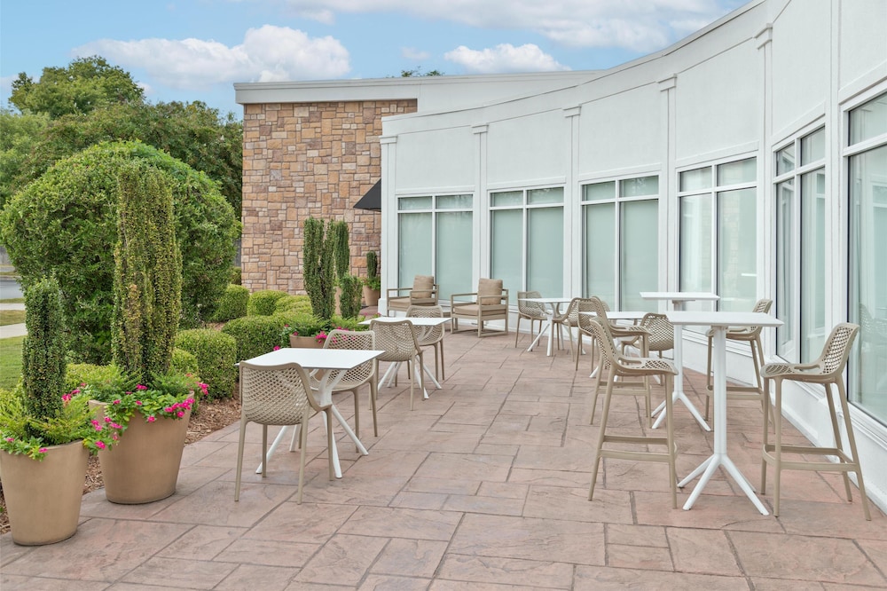 Hilton Garden Inn North Little Rock - photo 63