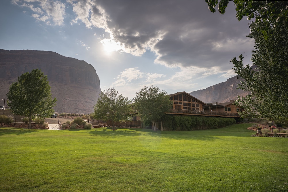 Red Cliffs Lodge - photo 87