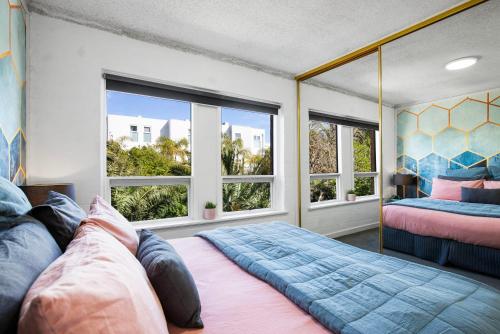 Ray's Place by the Riverside — 4-Star Luxury Hotel in Glenelg, Australia
