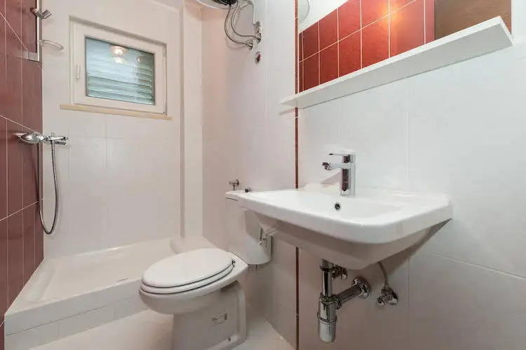 Apartments Lotos
