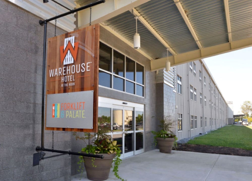 Warehouse Hotel in Manheim, United States