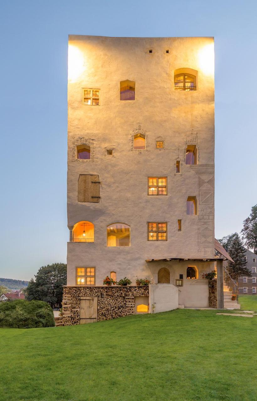 Turm Zu Schloss Schedling — 4-Star Luxury Hotel in Trostberg An Der Alz, Germany