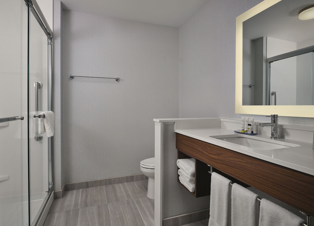 Holiday Inn Express & Suites Lockport by IHG - photo 16