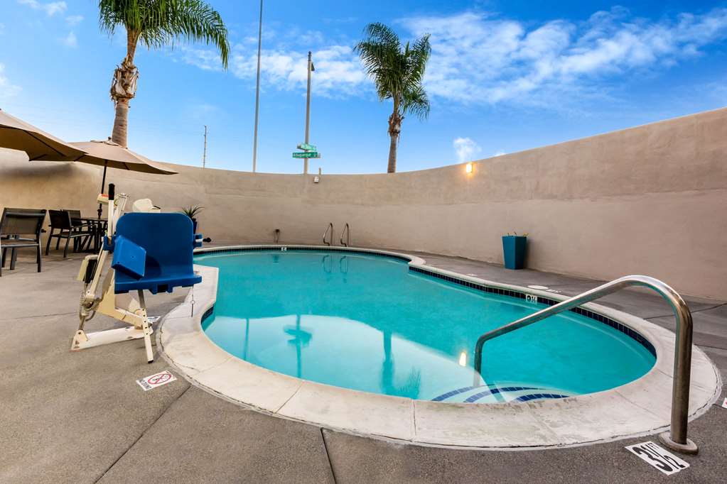 La Quinta Inn & Suites by Wyndham San Diego Mission Bay - photo 9