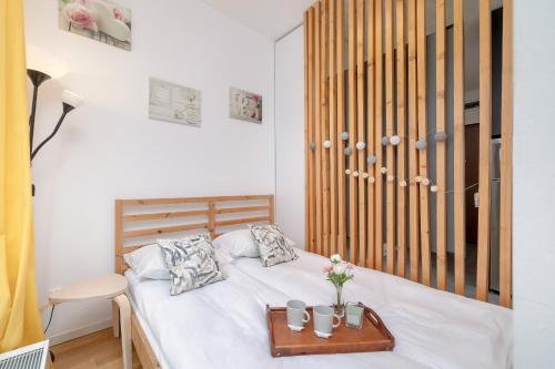 Cosy Ariańska Apartment for 2 in Cracow Center by Noclegi Renters — 4-Star Luxury Hotel in Krakow, Poland