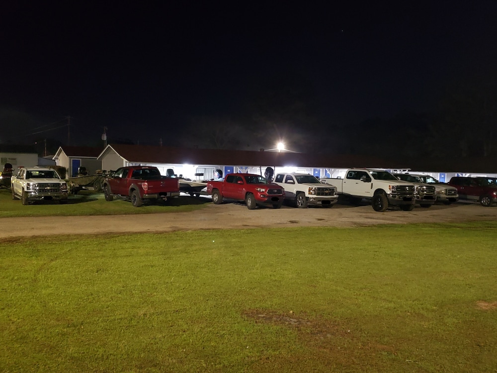 Clear Lakes Inn - photo 29