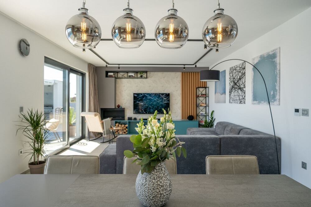 Villa Oasis — 4-Star Luxury Hotel in Zadar, Croatia