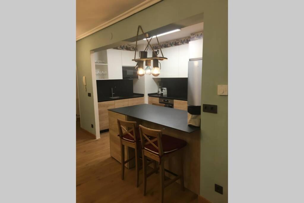 Apartamento Pamplona Comfort — 4-Star Luxury Hotel in Pamplona, Spain
