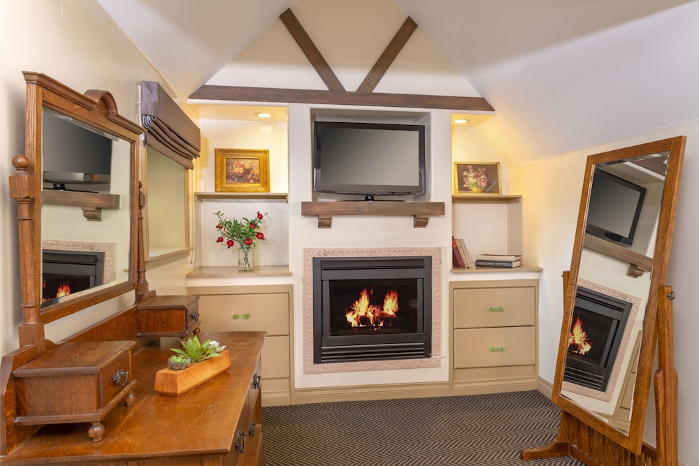 The Pierpont Inn - photo 8
