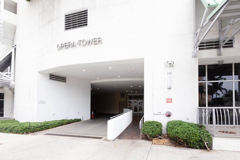 Opera Tower by Suarez Group - photo 169