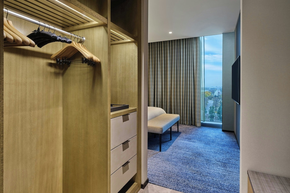 The St. Regis Chicago - photo 17
