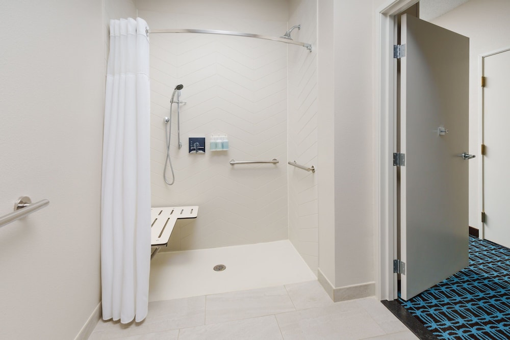 Fairfield Inn & Suites Houston The Woodlands - photo 20