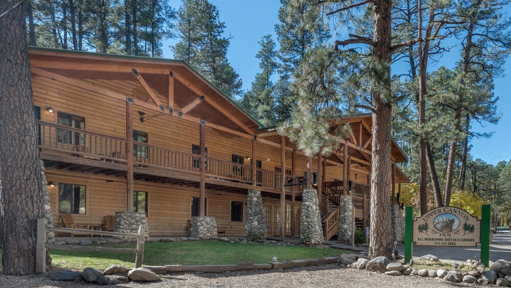 Upper Canyon Inn & Cabins - photo 158