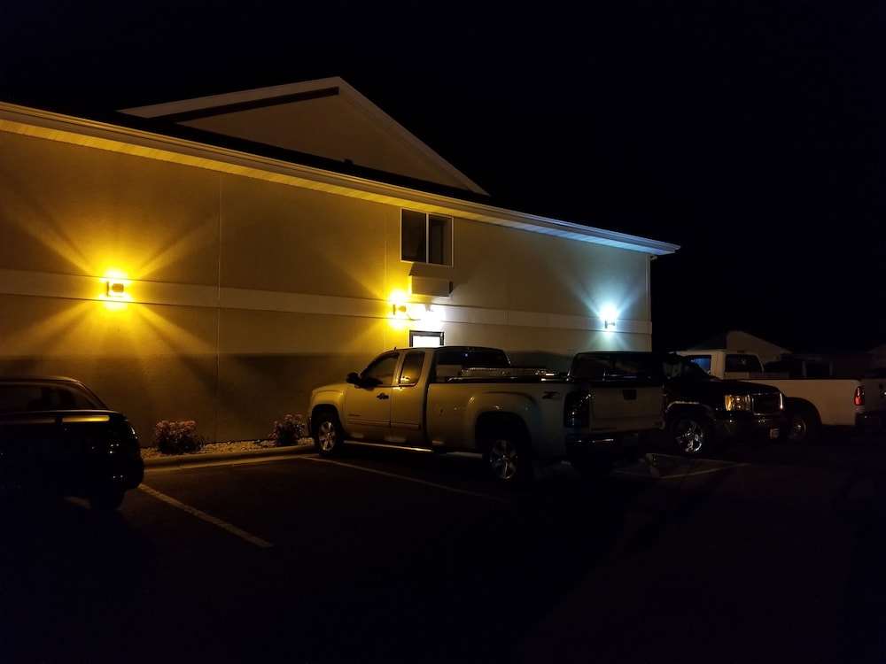 Bilmar Inn & Suites Dell Rapids Near Sioux Falls - photo 178