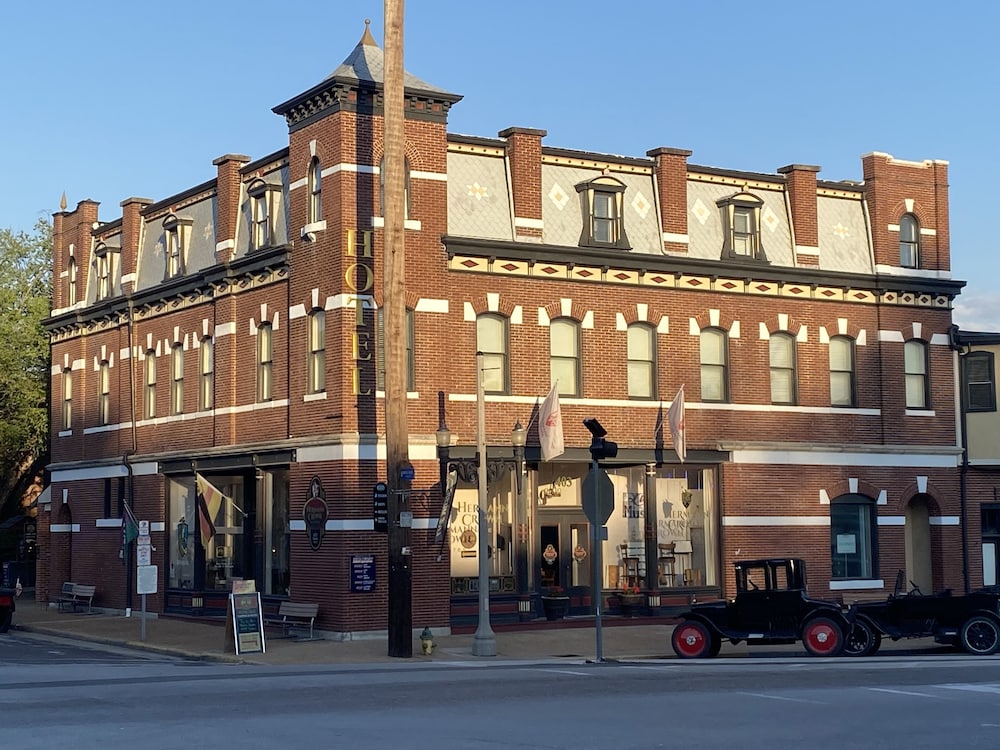 Hermann Crown Suites - photo 290
