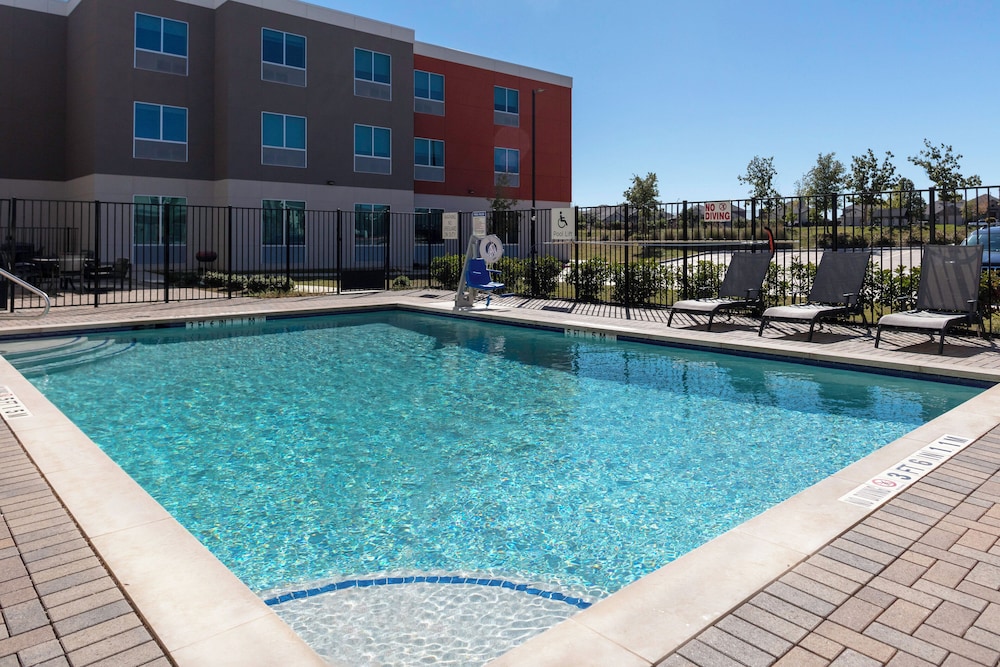 Holiday Inn Express & Suites Leander by IHG - photo 19