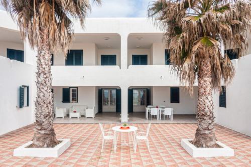 Appartamenti Frontemare — 4-Star Luxury Hotel in Taviano, Italy