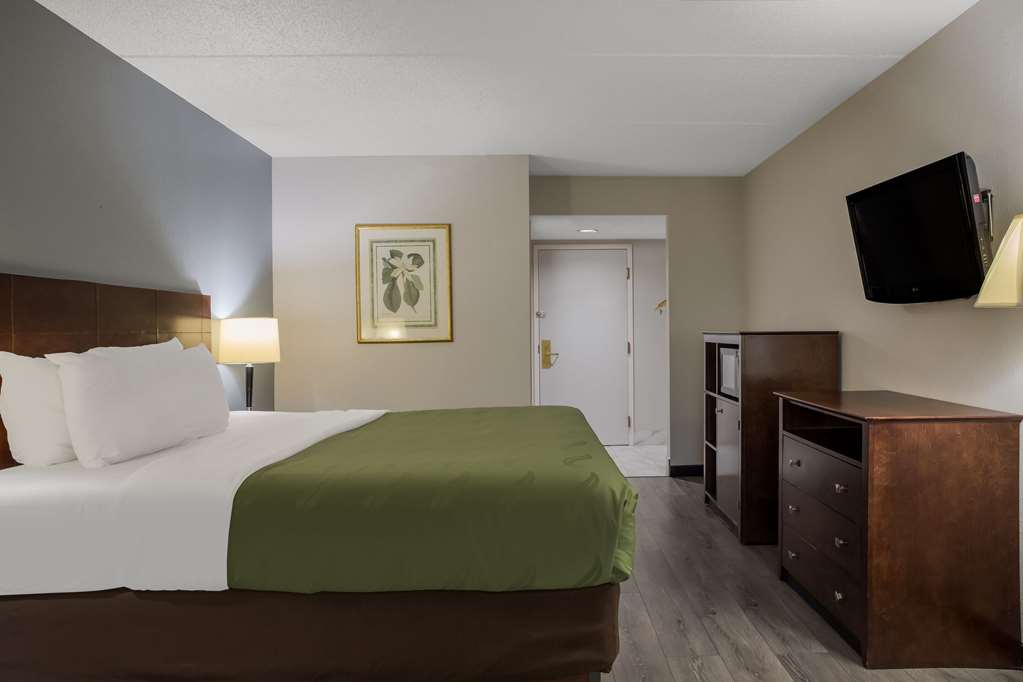 Quality Inn Toledo Westgate - photo 16