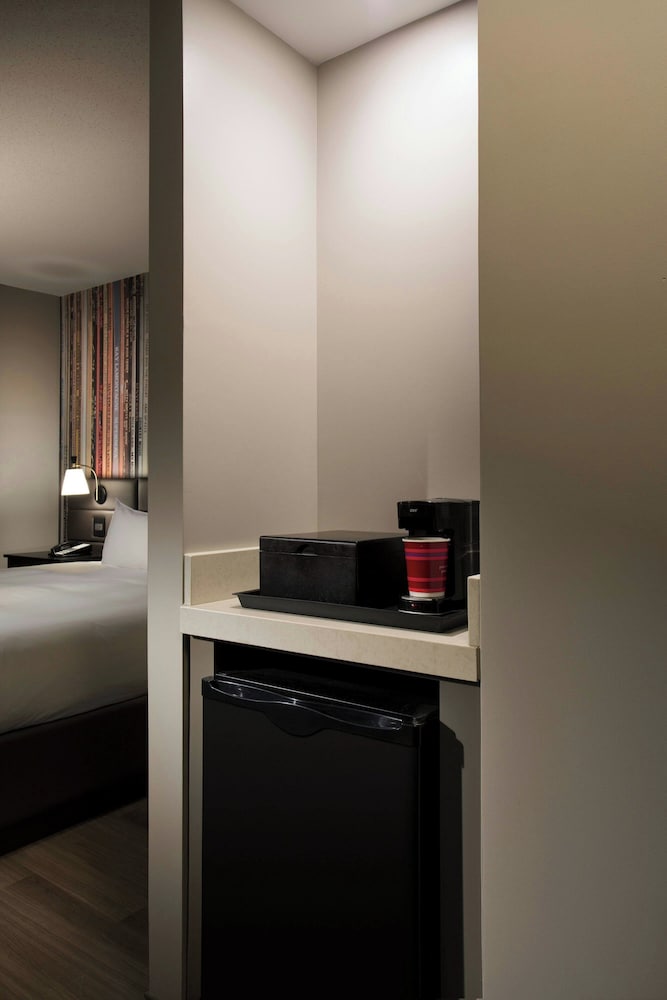 Nashville Marriott at Vanderbilt University - photo 15