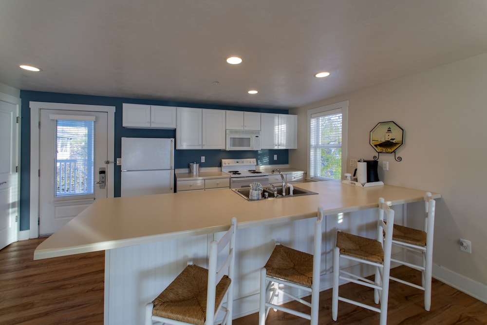 Edgewater Resort - photo 51
